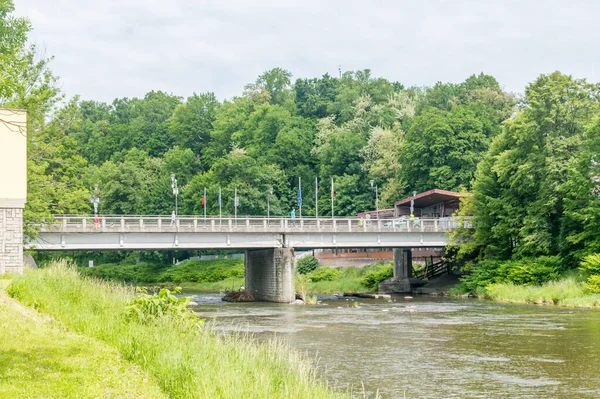 Puente Amistad Sobre Río Olza Entre Polaco Cieszyn Checo Cesky — Foto de Stock