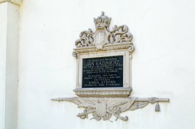Zywiec, Polonya - 6 Haziran 2021: Jan Kazimierz 'in kalesini anan plaket.