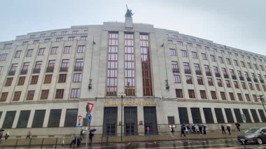 Prag, Çek Cumhuriyeti - 9 Kasım 2025: Çek Merkez Bankası, (Çekçe: Ceska narodni banka, CNB) Çek Cumhuriyeti merkez bankası ve finans piyasası yöneticisidir..