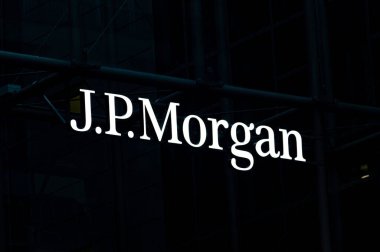 Berlin, Almanya - 1 Kasım 2025: JPMorgan logosu şirketin Yatırım Bankacılığı için kullanıldı.