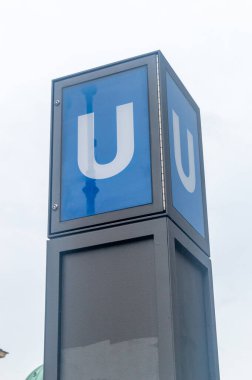 Berlin, Almanya - 2 Kasım 2025: Berlin Yeraltı Logosu (U-Bahn).