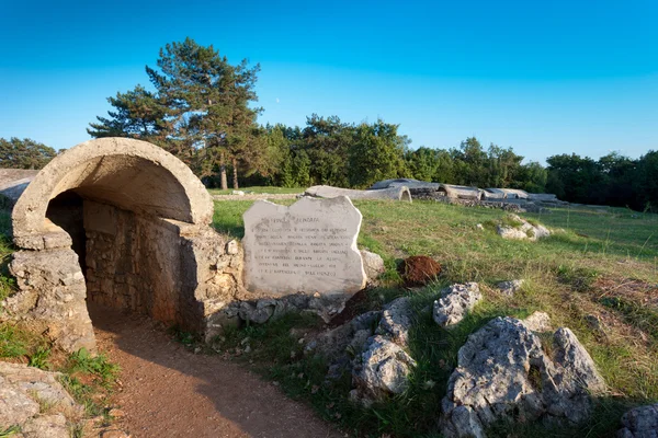 redipuglia, ı. Dünya Savaşı siperlerine kaplı.. 