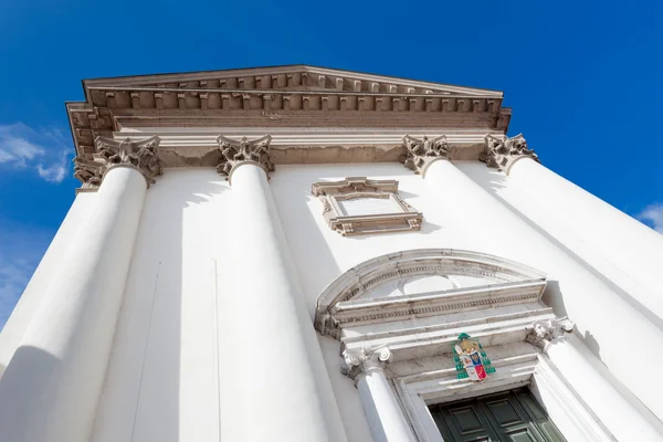 Tolmezzo, kilise San Martino