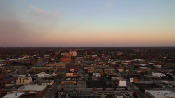 Salida Del Sol Temprano Por Mañana Volando Sobre Barrio Comercial — Vídeos de Stock