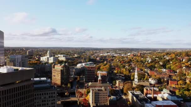 Letecký Pohled Odlétá Historického Rhode Island State House Svou Velkou — Stock video