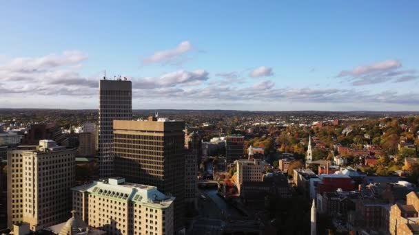 Providence Oktober 2020 Verkeer Langs Beide Zijden Van Providence River — Stockvideo