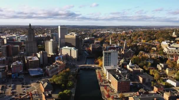 Providence 2020 Október Fehér Felhők Lebegnek Kék Égen Belváros Providence — Stock videók