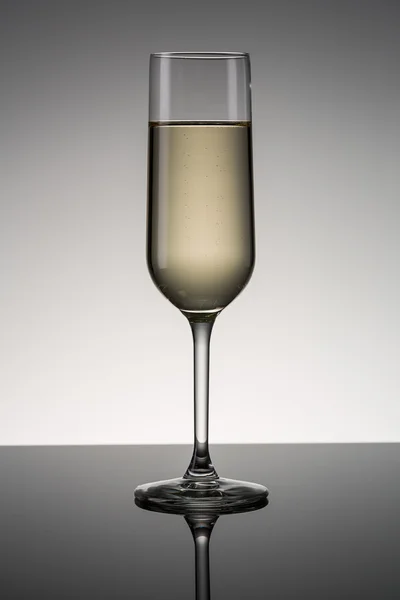 Ett glas champagne — Stockfoto