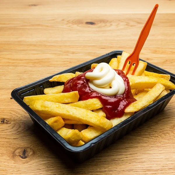 Pommes frites röd - vit — Stockfoto