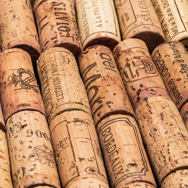 Corchos de vino diferentes — Foto de Stock