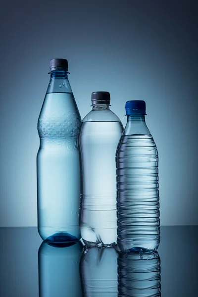 Diferentes bottels de agua —  Fotos de Stock