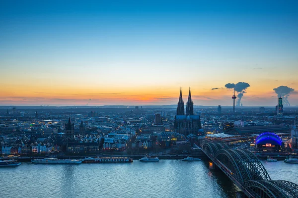 Cologne at dusk in germany — Stock Photo, Image