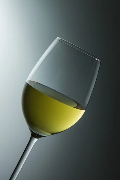 Glass av hvitvin – stockfoto