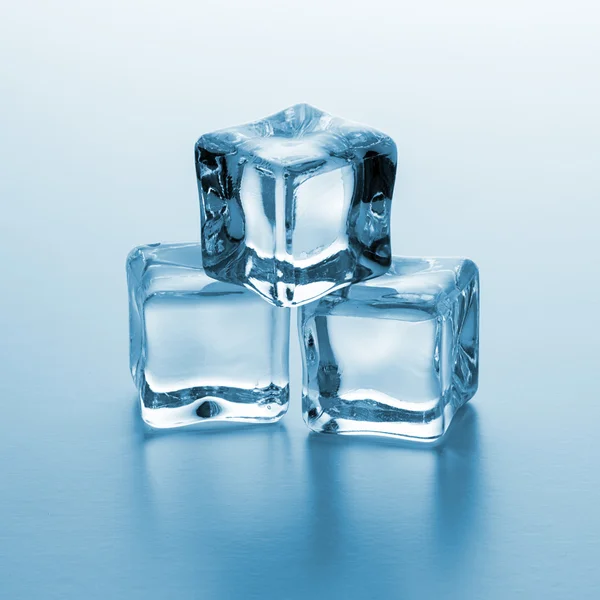 Montão de cubos de gelo — Fotografia de Stock