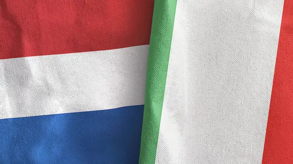 Italia y Países Bajos dos banderas de tela textil 3D renderizado —  Fotos de Stock