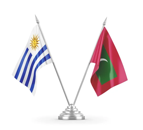 Banderas de mesa Maldivas y Uruguay aisladas en renderizado 3D blanco — Foto de Stock