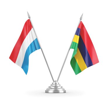 Mauritius ve Lüksemburg masa bayrakları beyaz 3D görüntüleme üzerinde izole edildi