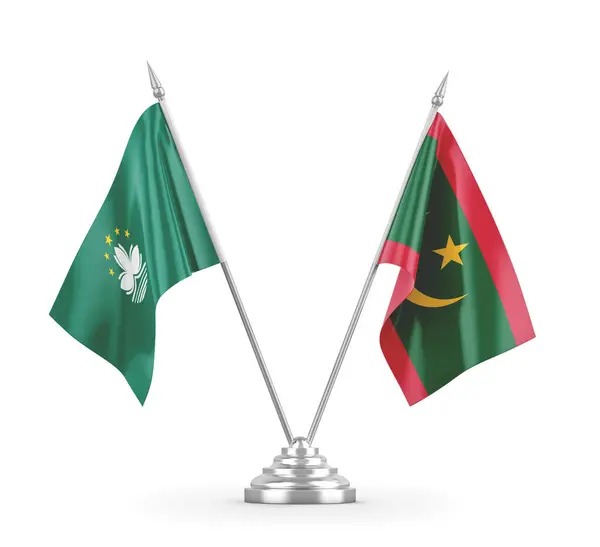 Banderas de mesa Mauritania y Macao aisladas en renderizado 3D blanco — Foto de Stock
