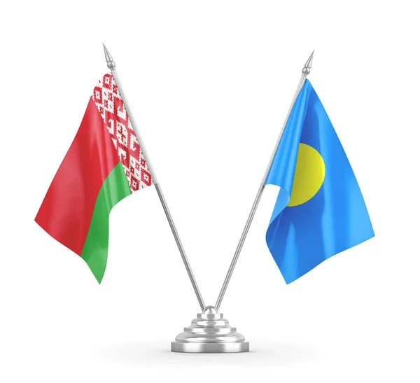 Banderas de mesa Palau y Bielorrusia aisladas en renderizado 3D blanco — Foto de Stock