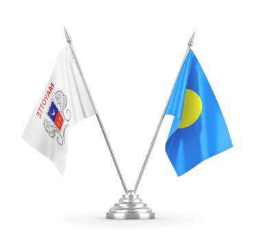 Palau ve Mayotte masa bayrakları beyaz 3D görüntüleme üzerinde izole