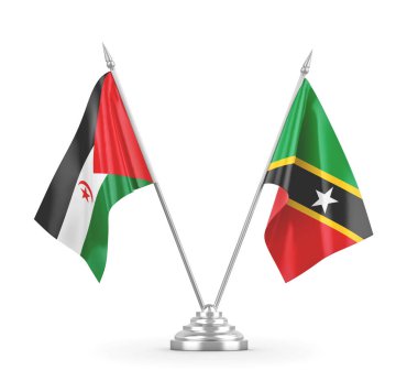 Saint Kitts, Nevis ve Batı Sahra masa bayrakları beyaz üzerine izole edilmiş.