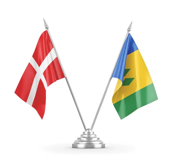 Svatý Vincenc a Grenadiny a Dánsko tabulky vlajky izolované — Stock fotografie