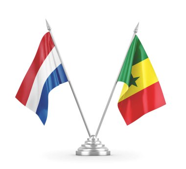 Senegal ve Hollanda masa bayrakları beyaz 3D görüntüleme üzerinde izole edildi