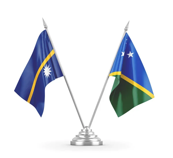 Banderas de mesa Solomon Islands y Nauru aisladas en renderizado 3D blanco — Foto de Stock
