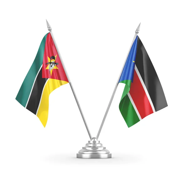 Banderas de mesa de Sudán del Sur y Mozambique aisladas en renderizado 3D blanco —  Fotos de Stock