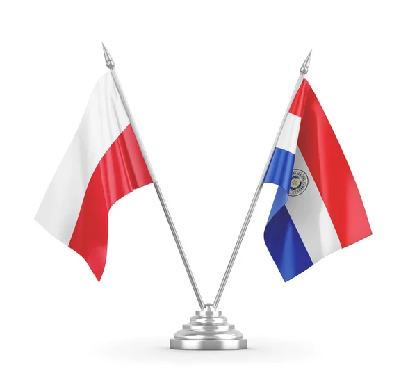 Drapeaux de table Paraguay et Pologne isolés sur un rendu 3D blanc — Photo