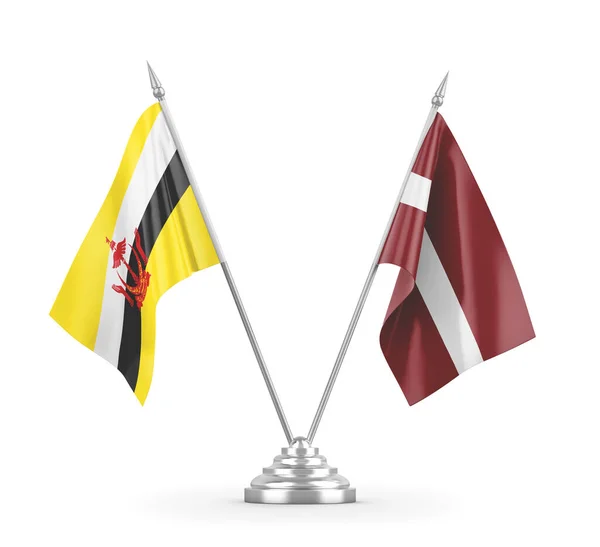 Lotyšsko a Brunej tabulky vlajky izolované na bílém 3D vykreslování — Stock fotografie