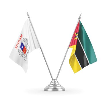 Mozambik ve Mayotte masa bayrakları beyaz 3D görüntüleme üzerinde izole