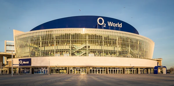 O2 World Arena в центре Берлина — стоковое фото