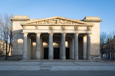 Neue Wache, Unter den Linden caddesi, Berlin, Almanya.