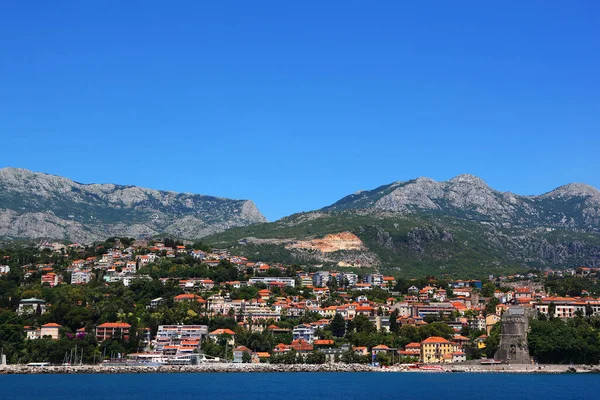 Vista Bahía Boka Kotorska Desde Mar Orilla Del Mar Montañas — Foto de Stock