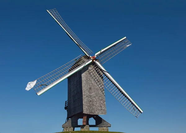比利时旧式风车Te Rullegem — 图库照片
