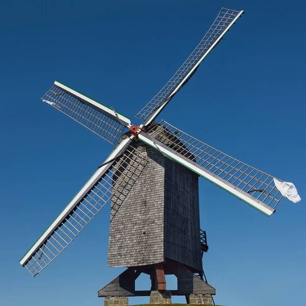 Vintage Windmolen Het Platteland Tegen Blauwe Lucht Herzele — Stockfoto