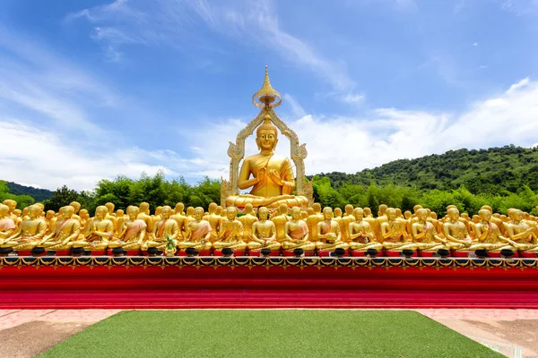 Buddha Oro Con 1250 Discepoli Statua Parco Commemorativo Buddista Makha — Foto Stock