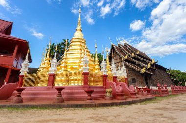 Wat Phan Tao, Tayland 'ın Chiang Mai şehrinde eski ve güzel bir tapınak.