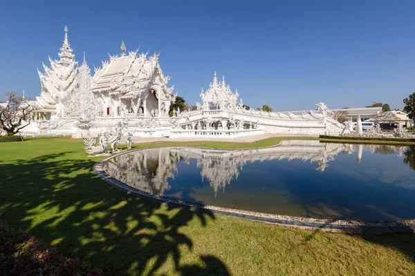 Tayland 'ın Chiang Rai ilindeki Beyaz Tapınak (Wat Rong Khun)