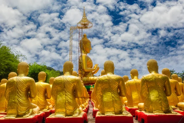 Makha Bucha Budist Anıt Parkı Nda 1250 Havari Heykeli Bulunan — Stok fotoğraf