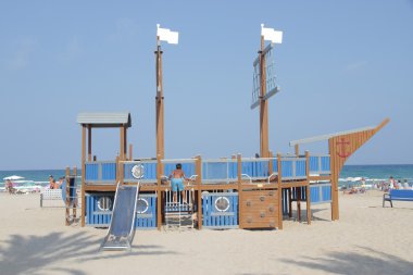 plaj kızak