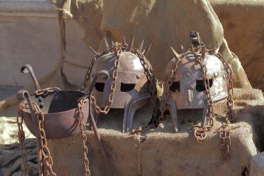 Antik Ortaçağ kask