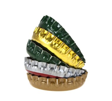 Beyaz arka plan üzerinde izole renkli bira Şişe kapakları