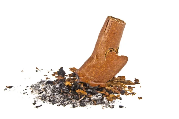 Zigarre mit Asche auf weißem Hintergrund — Stockfoto