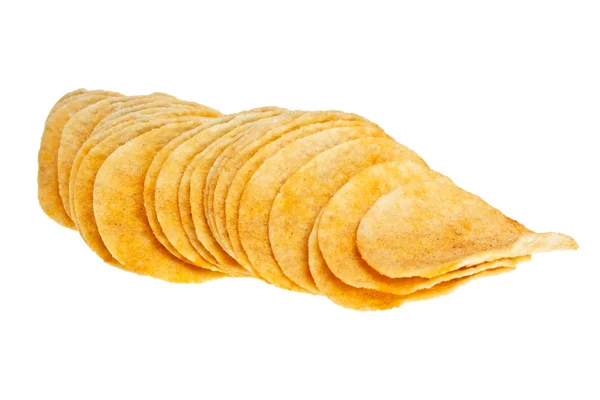 Heap av potatischips isolerade på vit bakgrund — Stockfoto