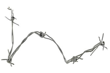 Dikenli tel beyaz arka planda izole edilmiş, seçici bir odak noktası. Güvenlik dikenli teller.