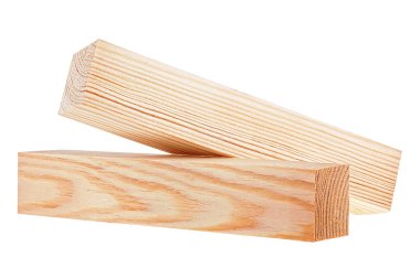 Beyaz arka planda izole edilmiş iki tahta kiriş. Çam ağacından parmaklıklar. Tahta kalaslar..