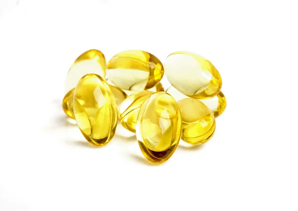 Ulei de ficat de cod omega 3 capsule de gel izolate pe fundal alb — Fotografie, imagine de stoc