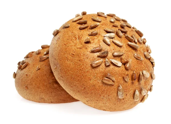 Sandwich-Brötchen mit Sonnenblumenkernen isoliert auf weißem Hintergrund, — Stockfoto